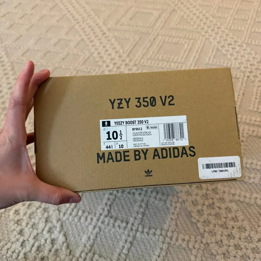 Adidas Yeezy Boost 350 V2